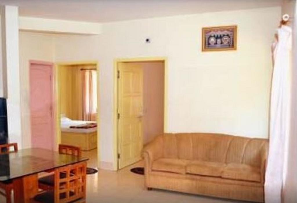 Sri Krishna Guest House & Reasturant Konârak Extérieur photo
