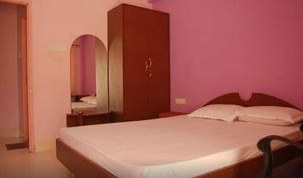 Sri Krishna Guest House & Reasturant Konârak Extérieur photo