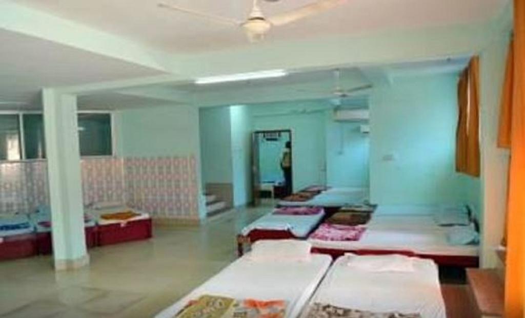Sri Krishna Guest House & Reasturant Konârak Extérieur photo